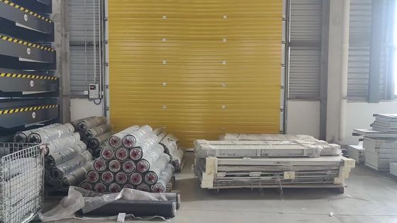 কেনা কাস্টমাইজড RAL9002 মানব মেশিন ইন্টারফেস কন্ট্রোল বক্স সঙ্গে সেকশনাল গ্যারেজ দরজা online manufacture