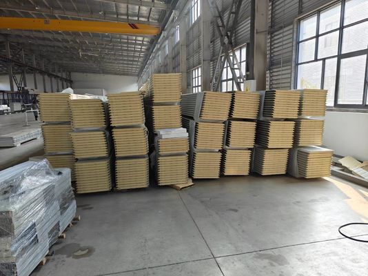 ISO9001 এবং সিই সার্টিফাইড সেকশনাল গ্যারেজ দরজা গুণমান নিশ্চিত